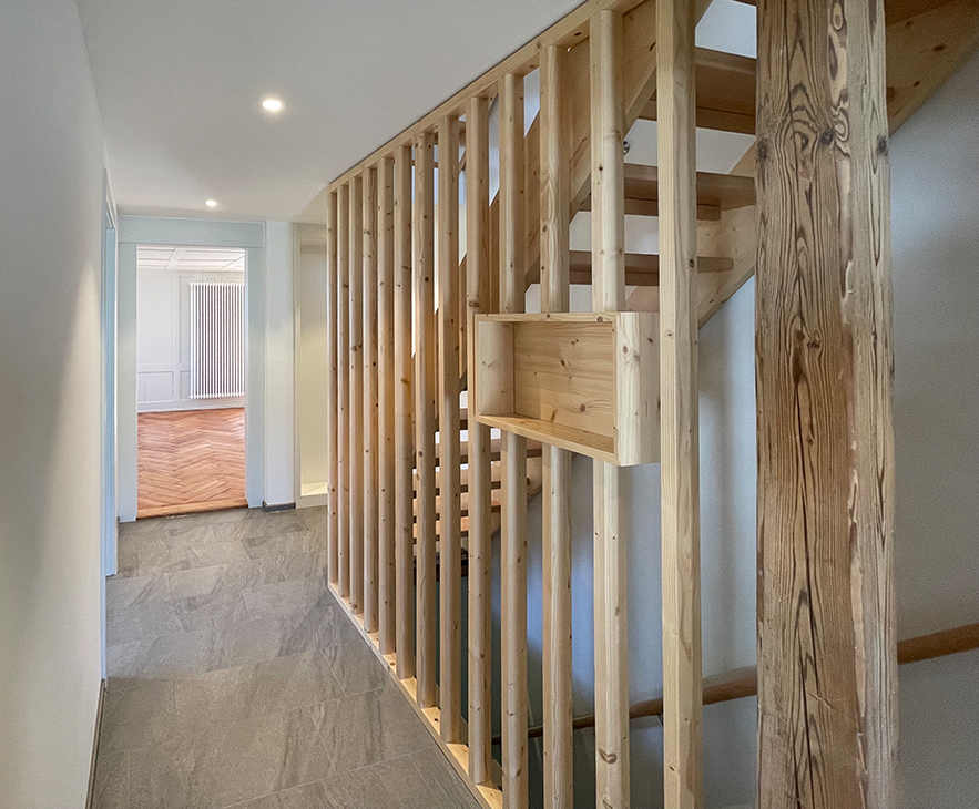projekte-BAE1601-umbau-sanierung-baeretswil-wohnhaus-innen-treppe-IMG_4650